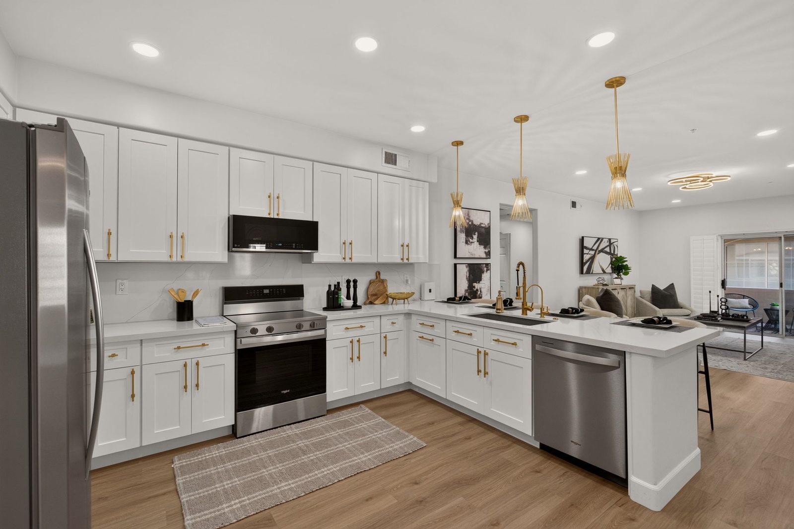 8653 E Royal Palm Road #1019, kitchen
