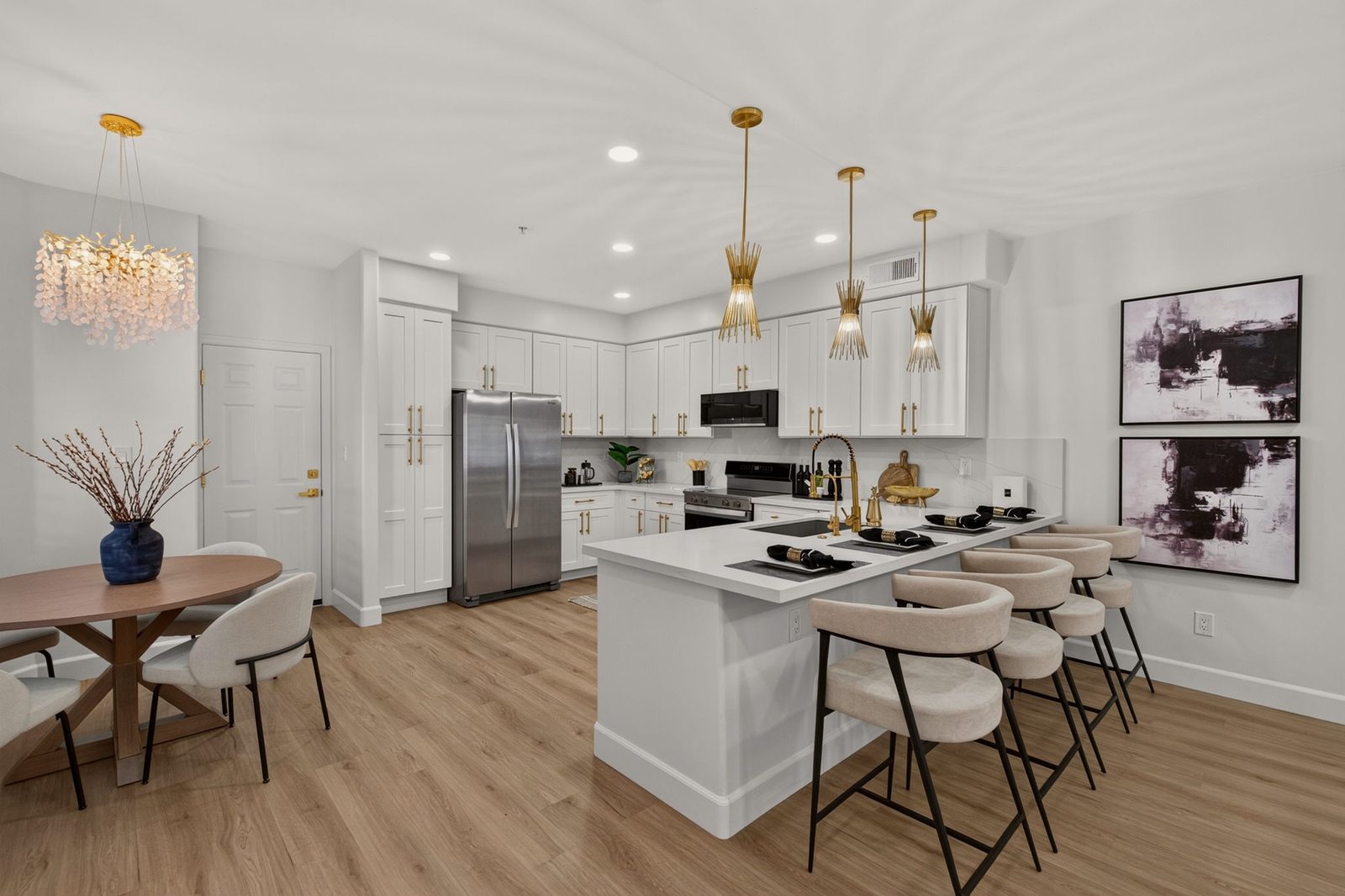 8653 E Royal Palm Road #1019, kitchen and dining