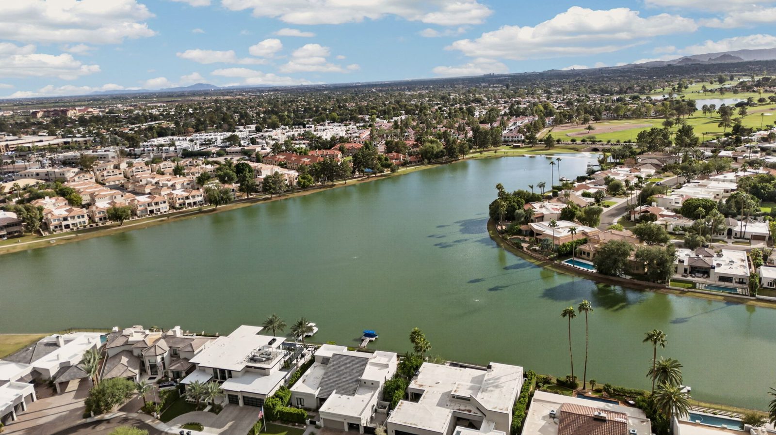 7513 N Via De Manana, mccormick ranch lakes